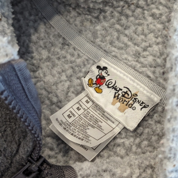 Disney Mickey And Minnie Hearts Valentine's Fuzzy Full Zip Jacket Size Medium - Picture 4 of 6
